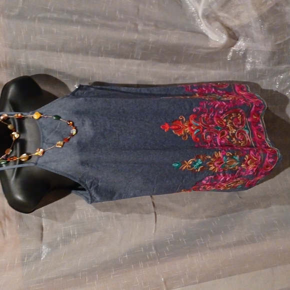 Entro, Colorful Embroidered Detail, Racerback Sleeveless Chambray Dress - Picture 1 of 4